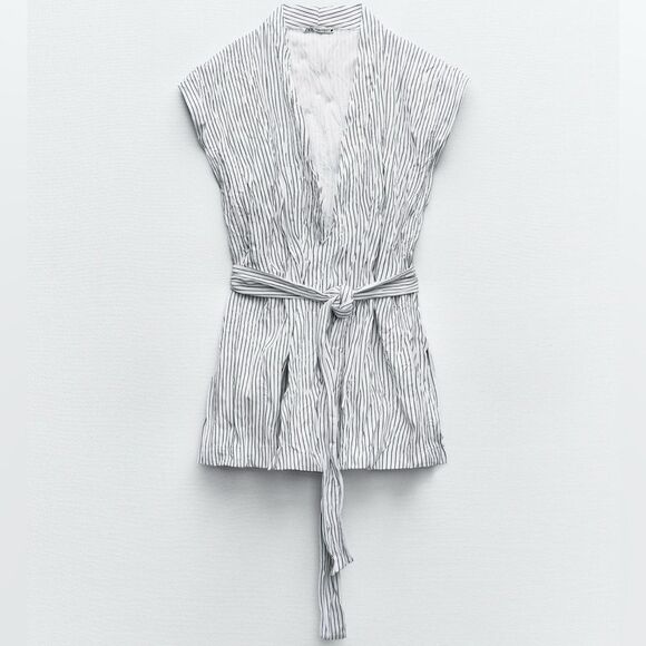 Zara Co-Ord Set Rigid Wrinkled Kimono Top
And Wide Pants - Picture 4 of 9